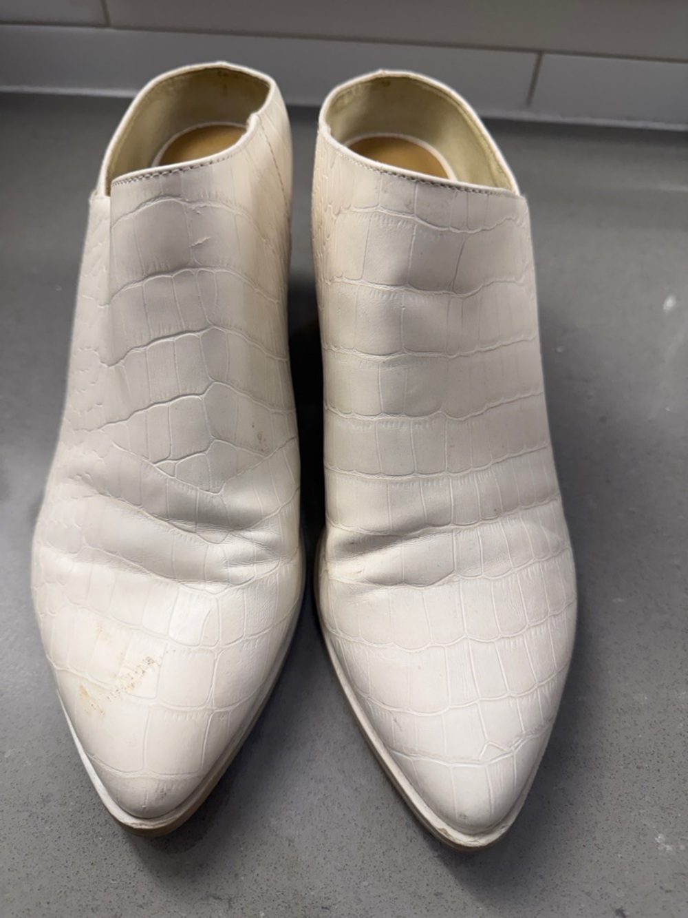 DV by Dolce Vita White Croc-Embossed Pointed Toe Mules